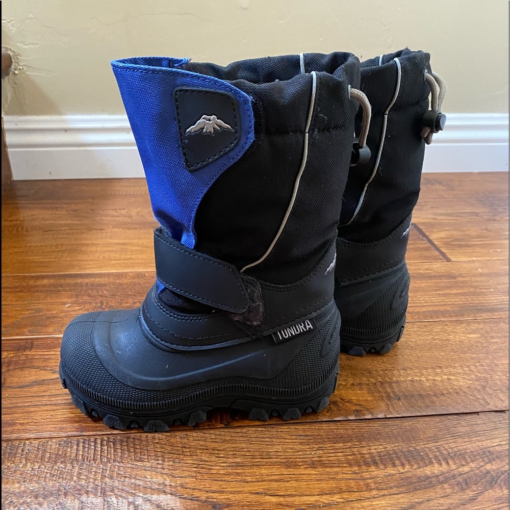 Tundra Kids Snow Boots size 12
